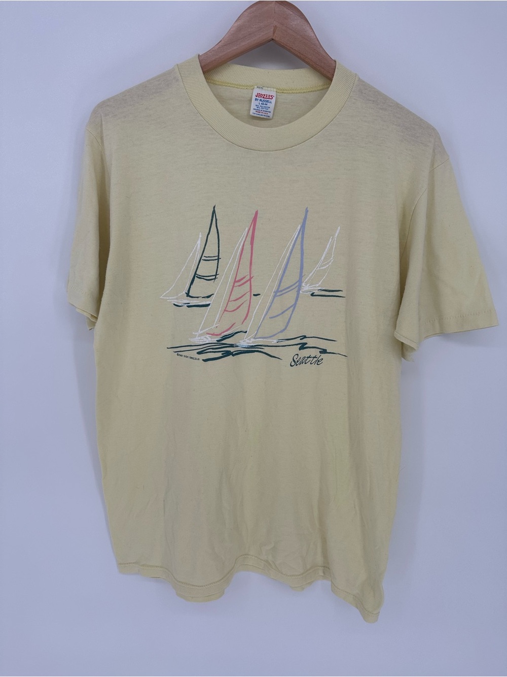 Vintage 80s/90s SeattleJerzees Pale Yellow Sailboat Graphic Tee Large